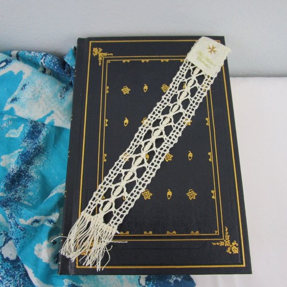Vintage Maltese Bobbin Lace Bookmark - Picture 3 of 6